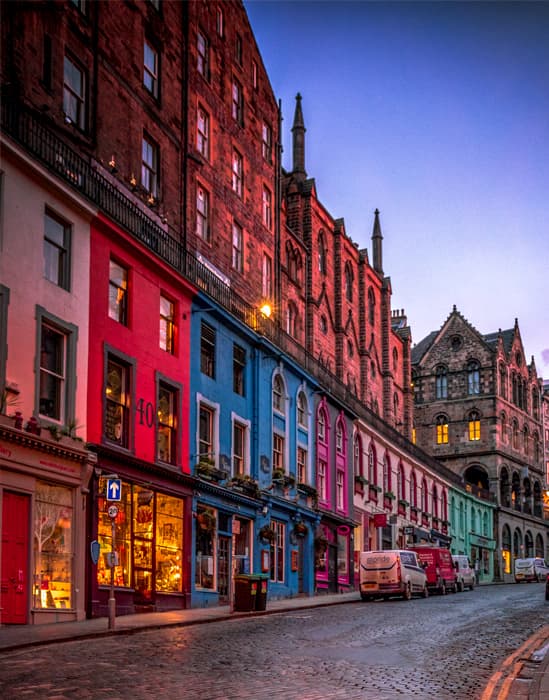 Colorful buildings in Edinburgh