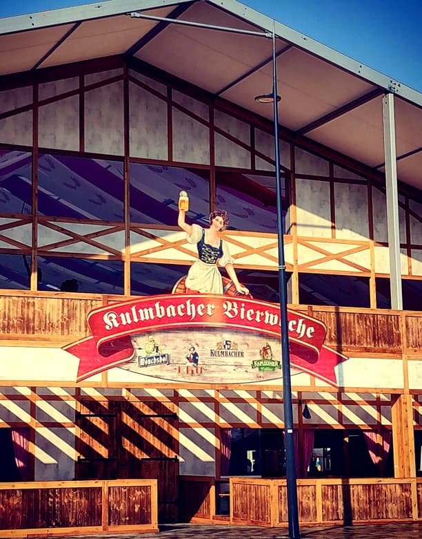 It's time to enter the big tent at Kulmbacher Bierwoche
